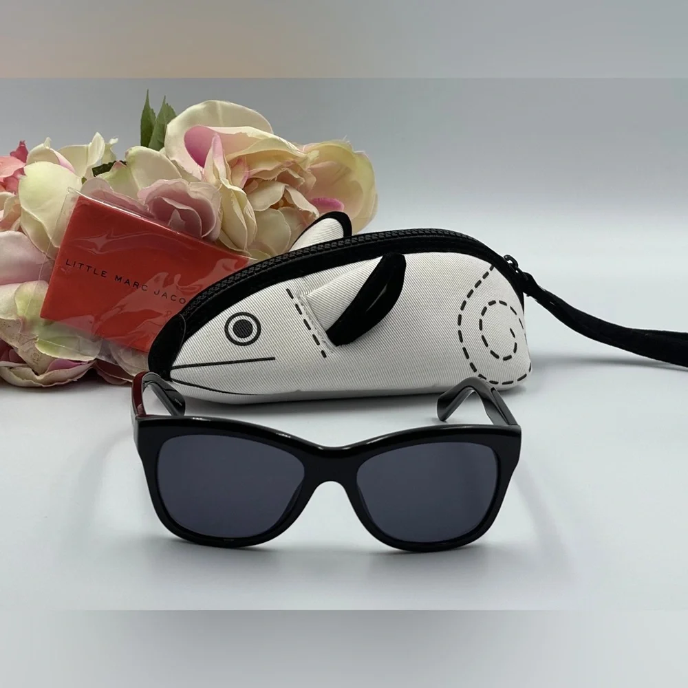 Authentic Kids Little Marc Jacobs Black Sunglasses Vintage Retro Square